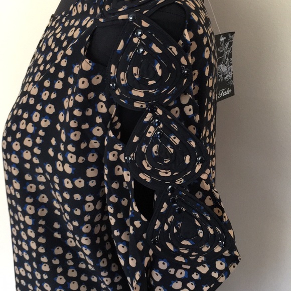 FATE Black Floral Cutout Top - Picture 3 of 7